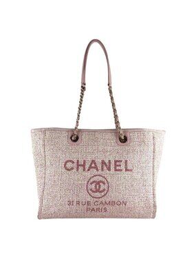 Chanel Shoulder Bag Deauville MM